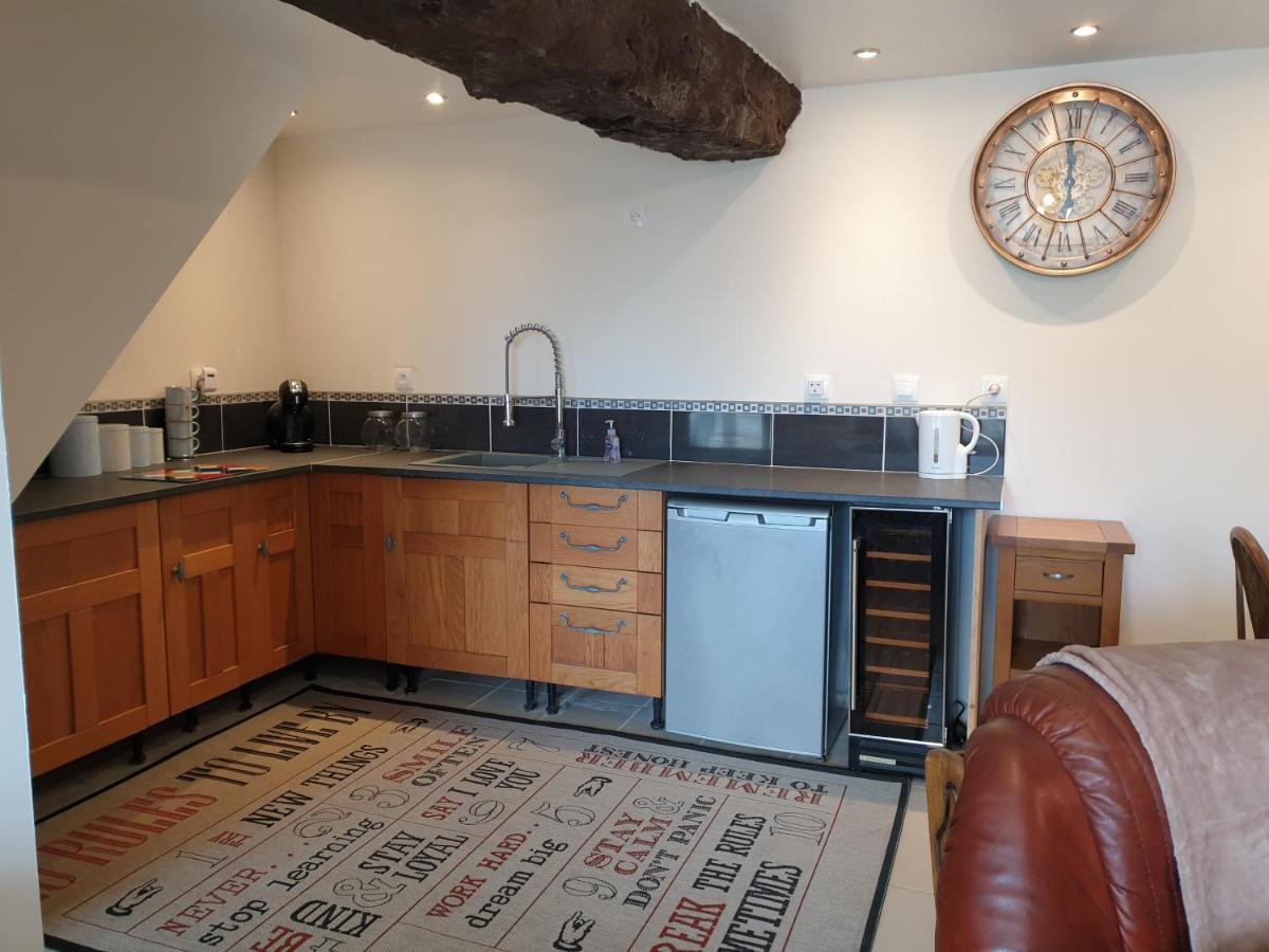 Le Petit Dragon Bed and Breakfast Plumaudan Εξωτερικό φωτογραφία